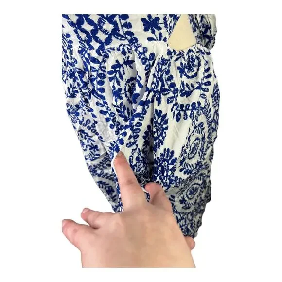 Cupshe Blue & White Ornate Flutter Sleeve V-Neck Mini Dress Size L - Picture 6 of 9